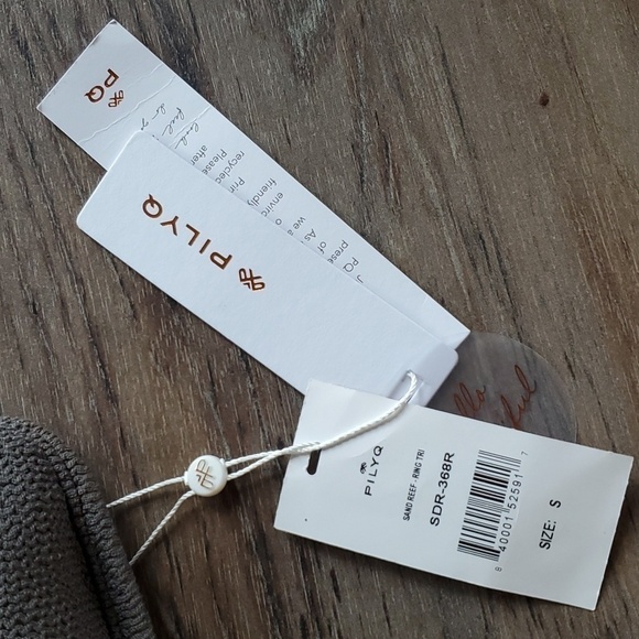 NWT Pilyq Womens Sand Reef Ring Tri Swim Bikini top sz S - Picture 2 of 6